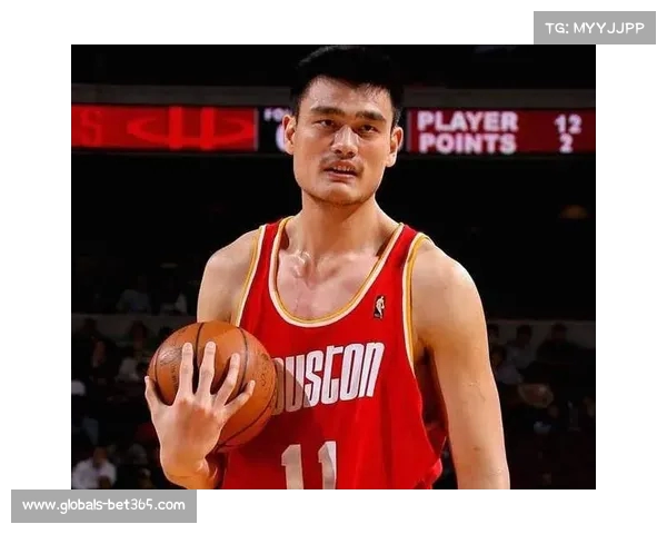 姚明从巨人到巨星的奋斗历程与永不放弃的励志精神 姚明从巨人到巨星的奋斗历程与永不放弃的励志精神